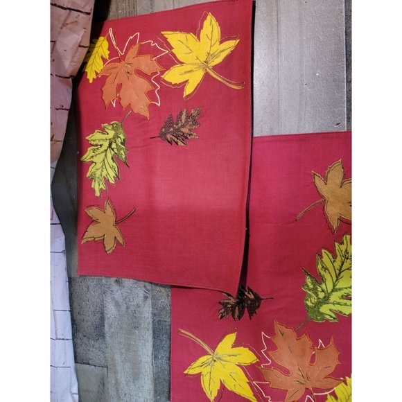 Red Fall leaf autumn leaves table placemat set - Picture 3 of 5